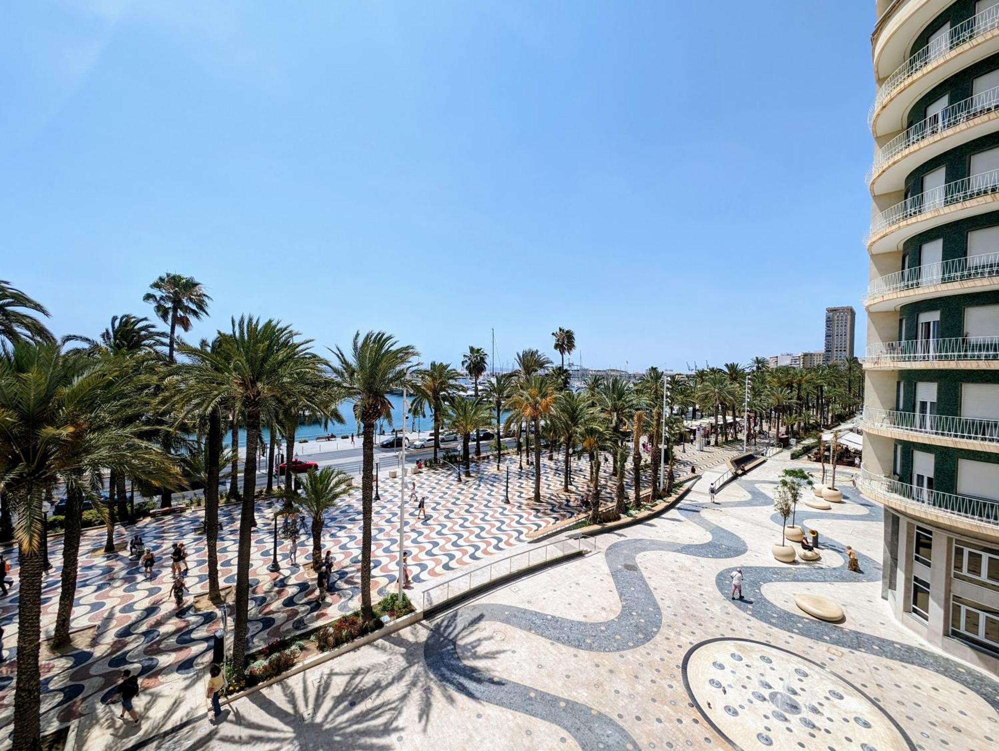 Varema Explanada Alicante Exterior photo